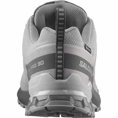 XA PRO 3D V9 GORE-TEX Trail running shoes - Men | Salomon Essential