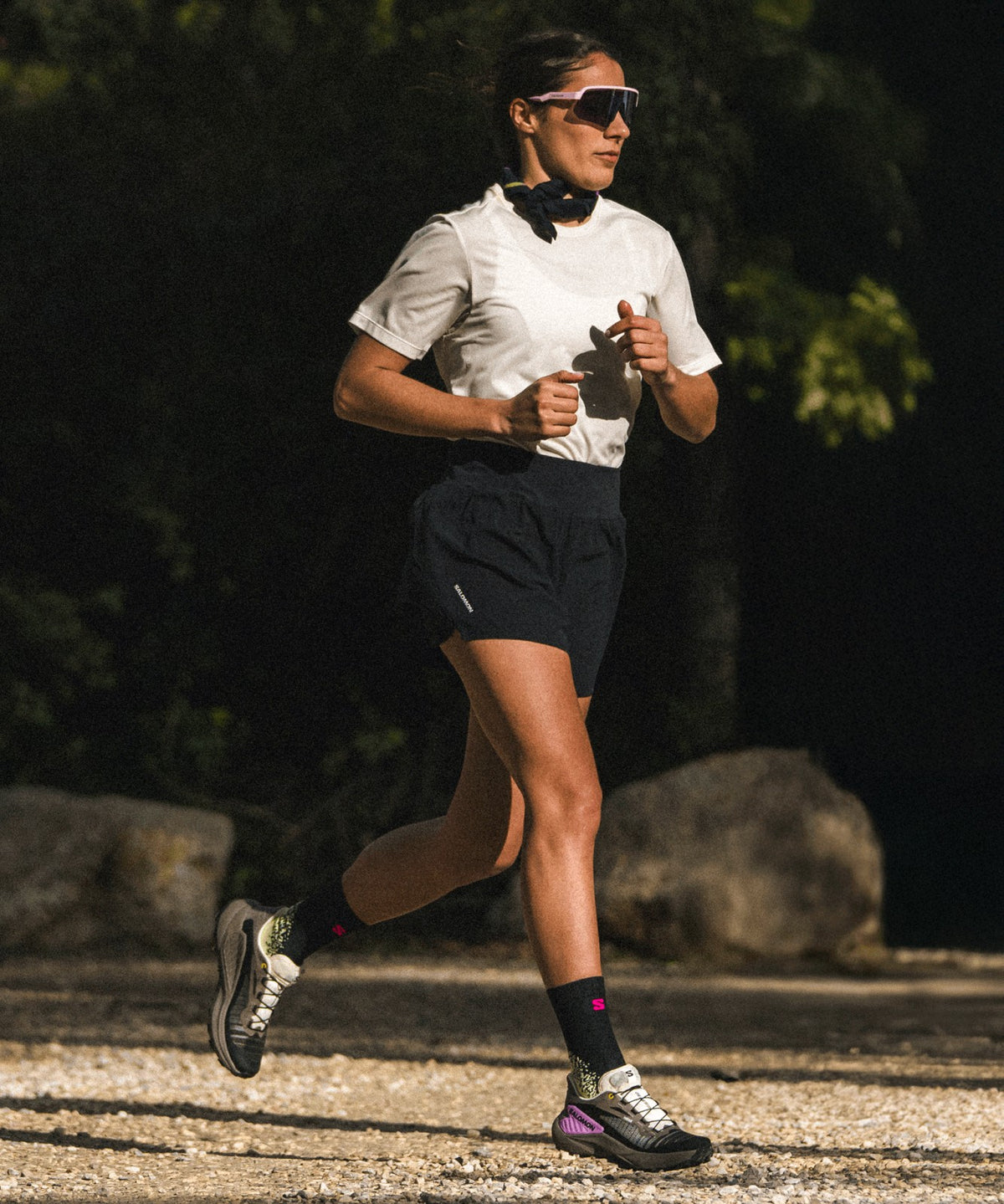 SHAKEout CORE White | Salomon Classic