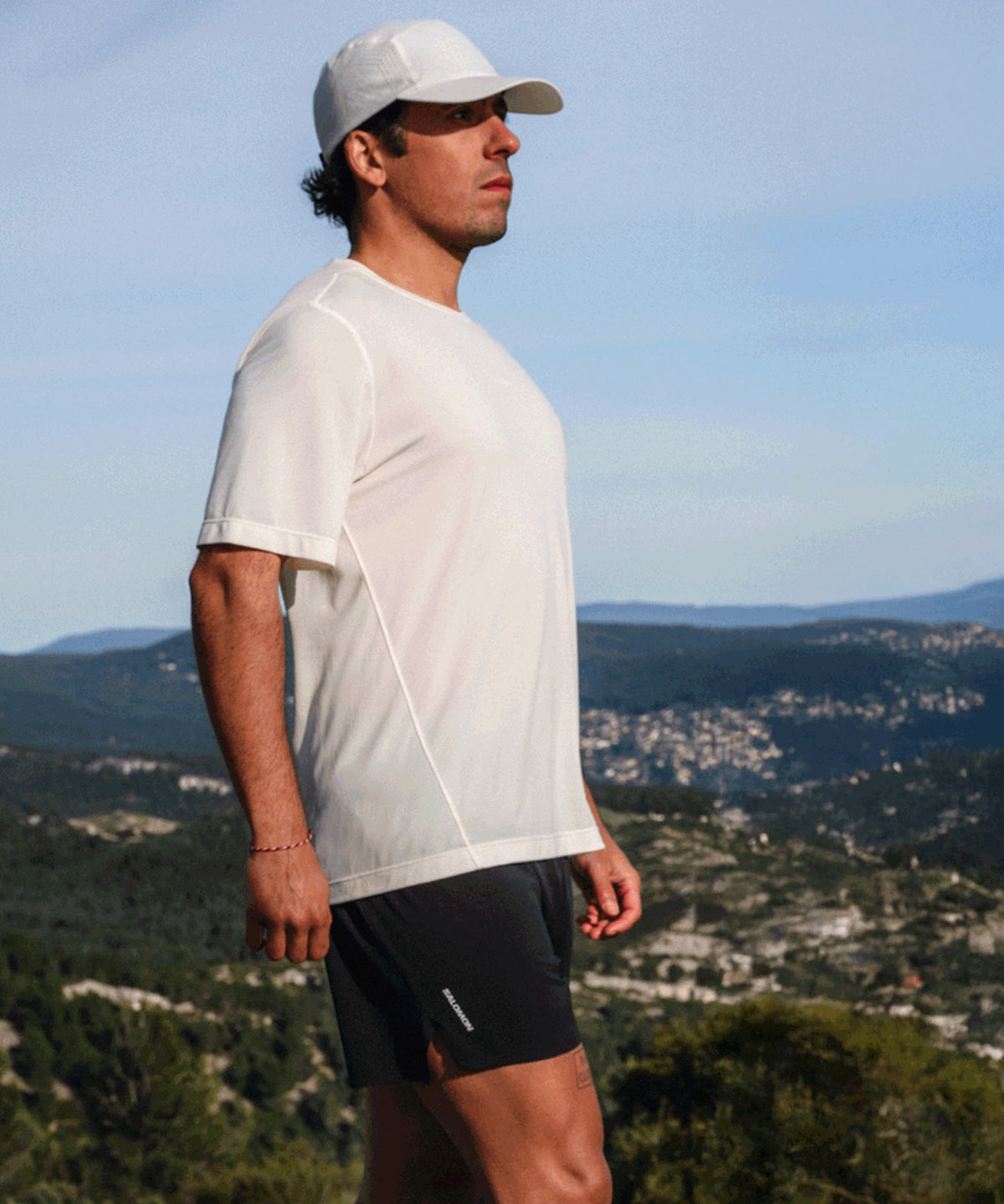 SHAKEout CORE Tan | Salomon Essential