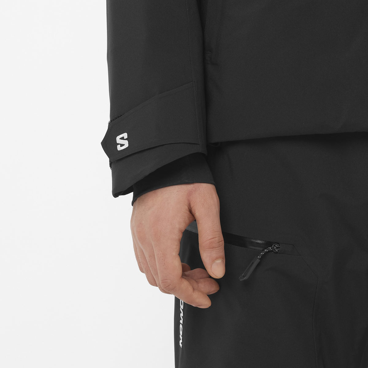 BRILLIANT Black | Salomon Quality