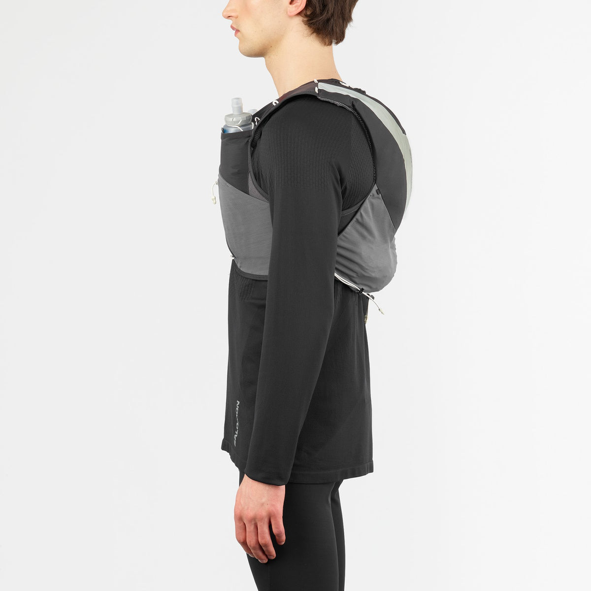 ADV SKIN 5 GRADIENT Black | Salomon Latest