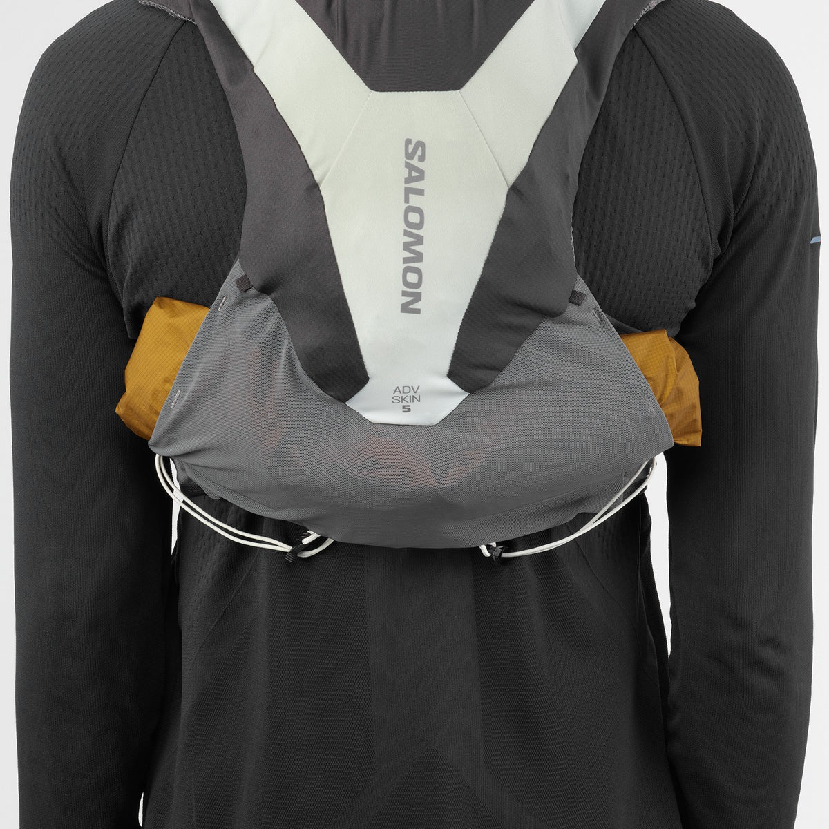 ADV SKIN 5 GRADIENT Black | Salomon Latest