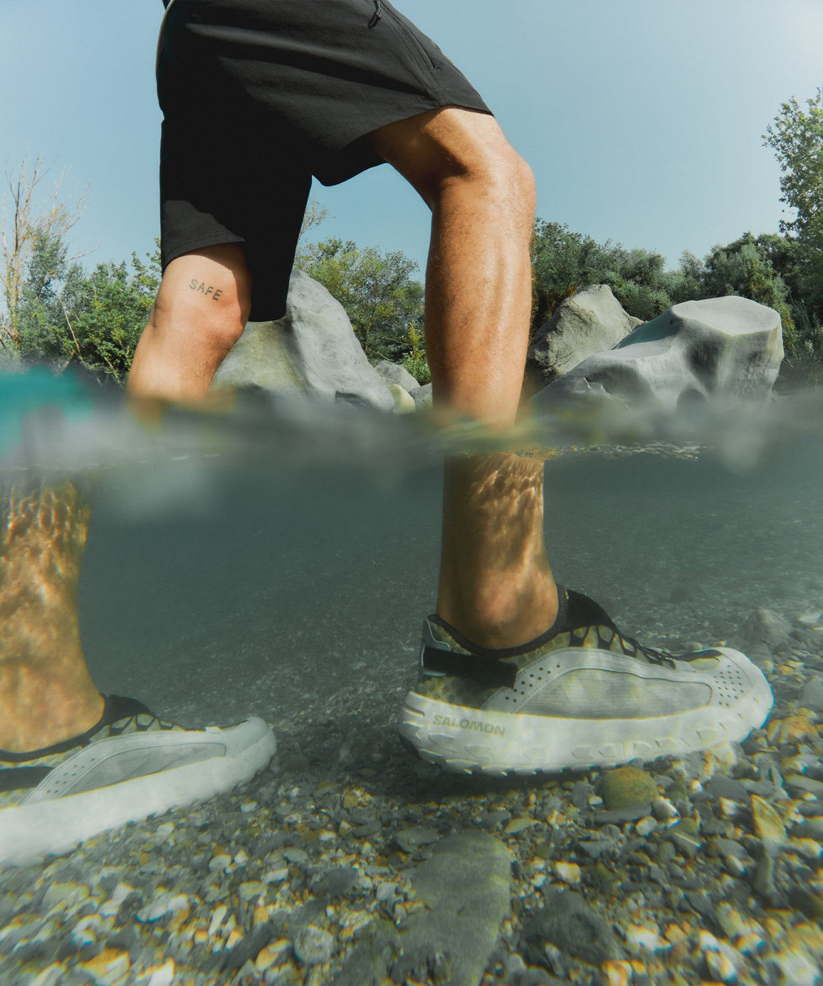 SOLAMPHIBIAN Water shoes - Men | Salomon Signature