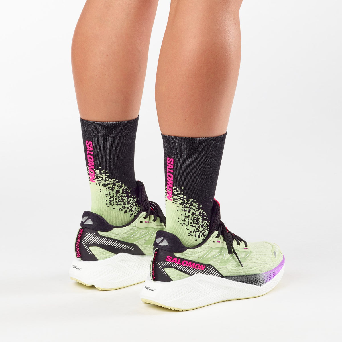 AERO GLIDE 4 Green | Salomon Classic
