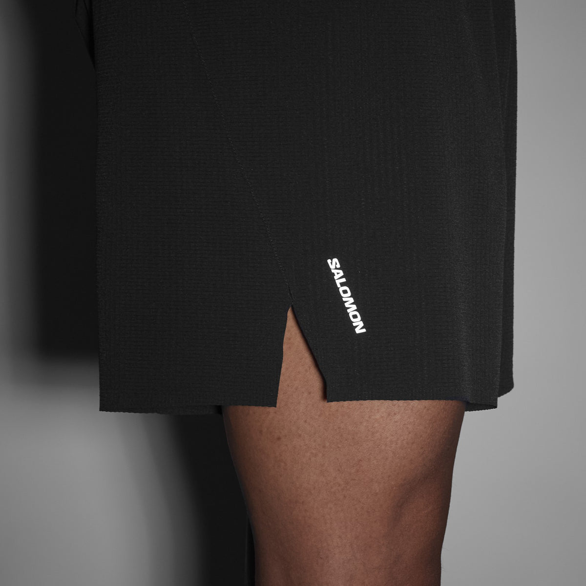 SENSE AERO 7" Black | Salomon Signature