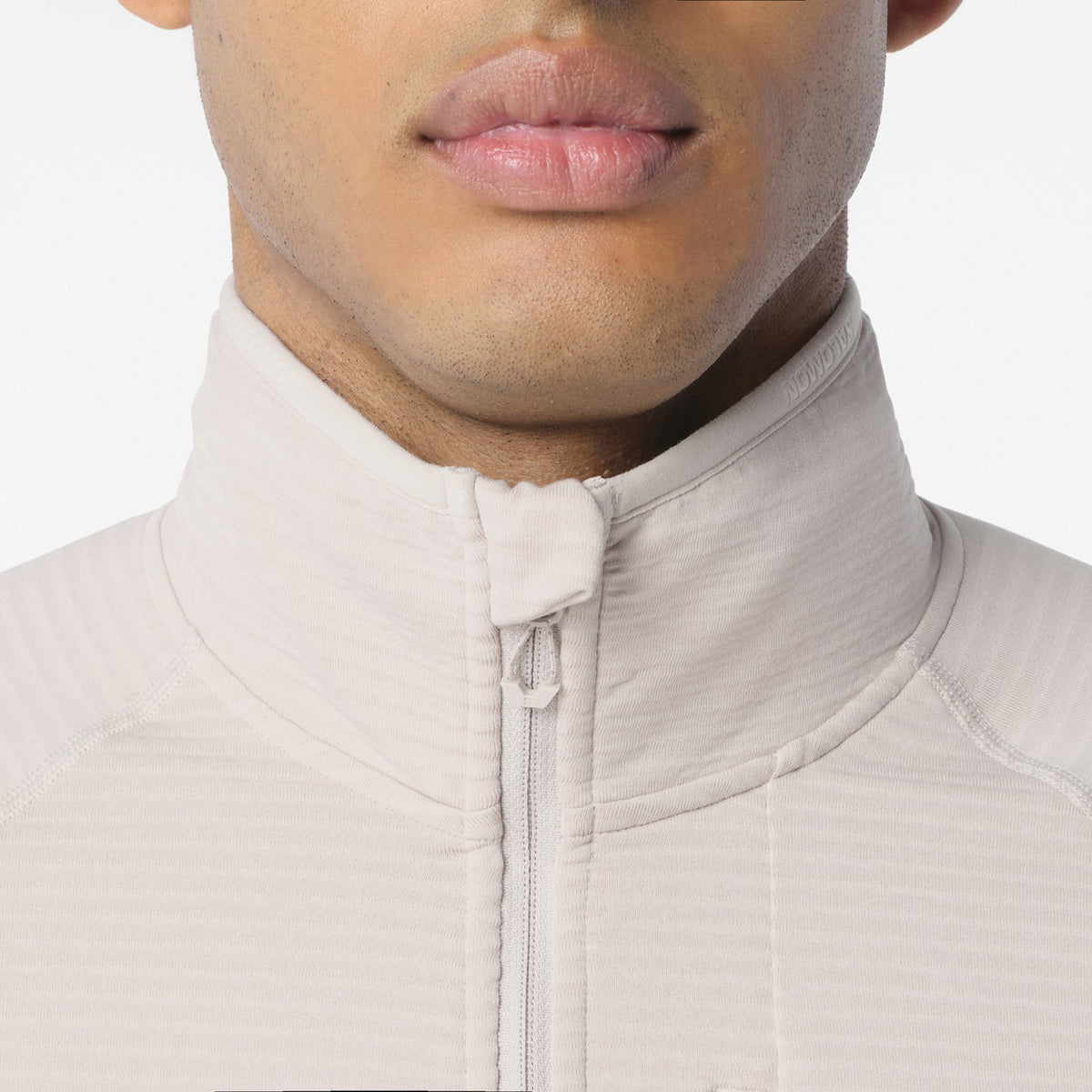 ESSENTIAL LIGHTWARM Men's Full Zip Midlayer Jacket | Salomon Everyday