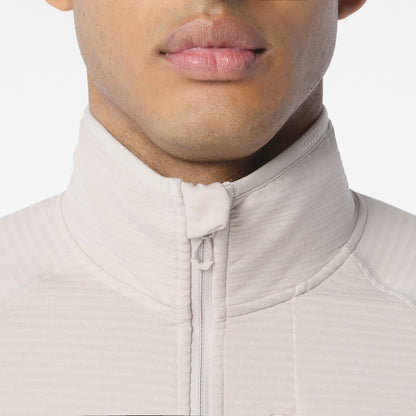 ESSENTIAL LIGHTWARM Men's Full Zip Midlayer Jacket | Salomon Everyday