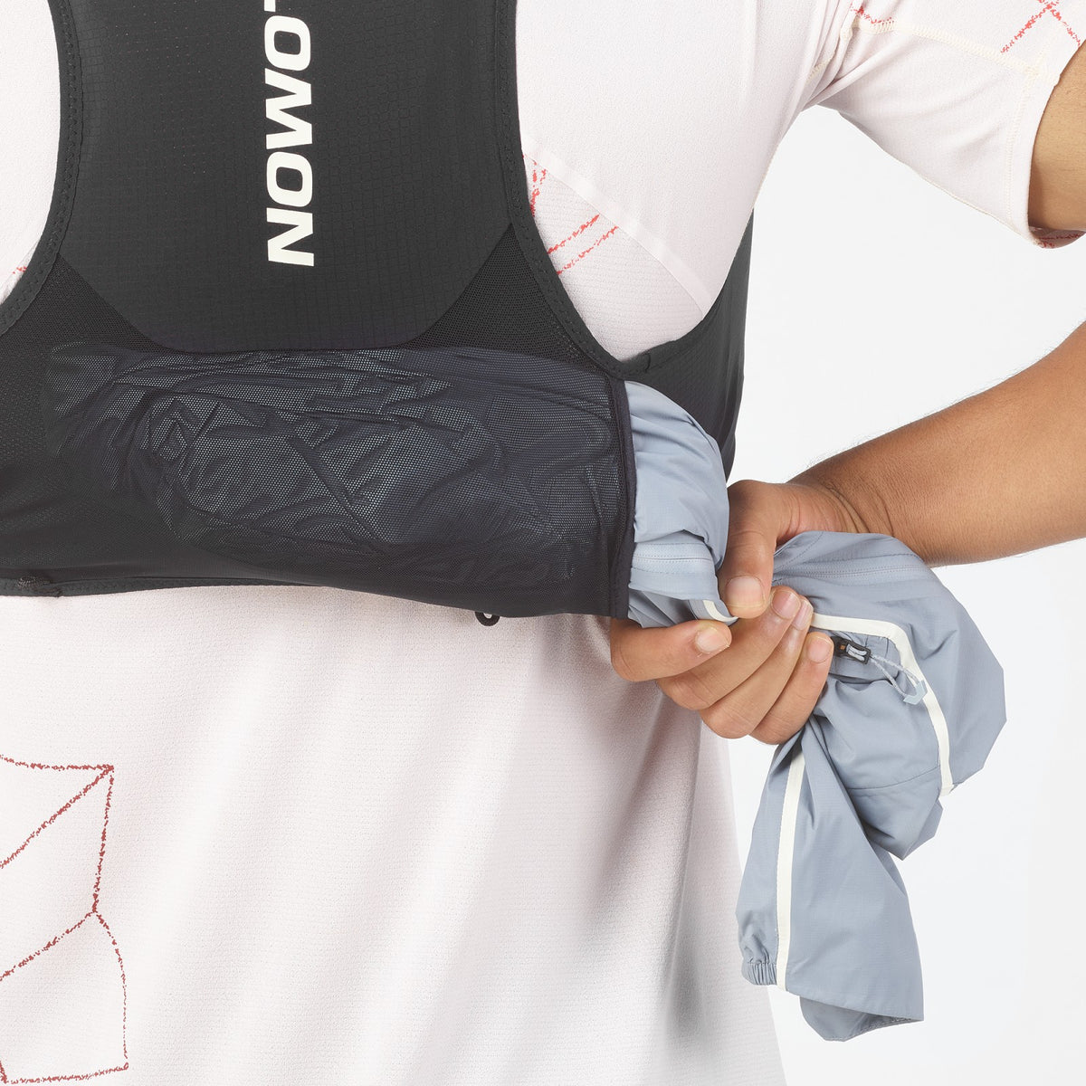S/LAB SENSE 6 Unisex Running Bag with flasks included | Salomon Essential