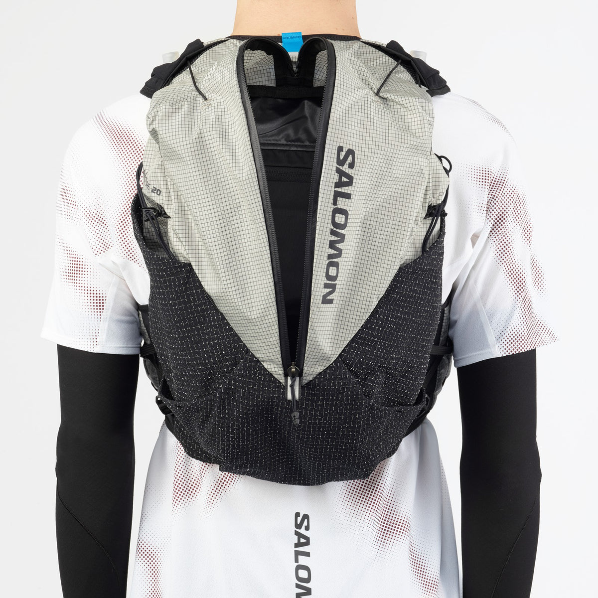S/LAB ADVENTURE 20 Unisex Running Vest with flasks included | Salomon Signature