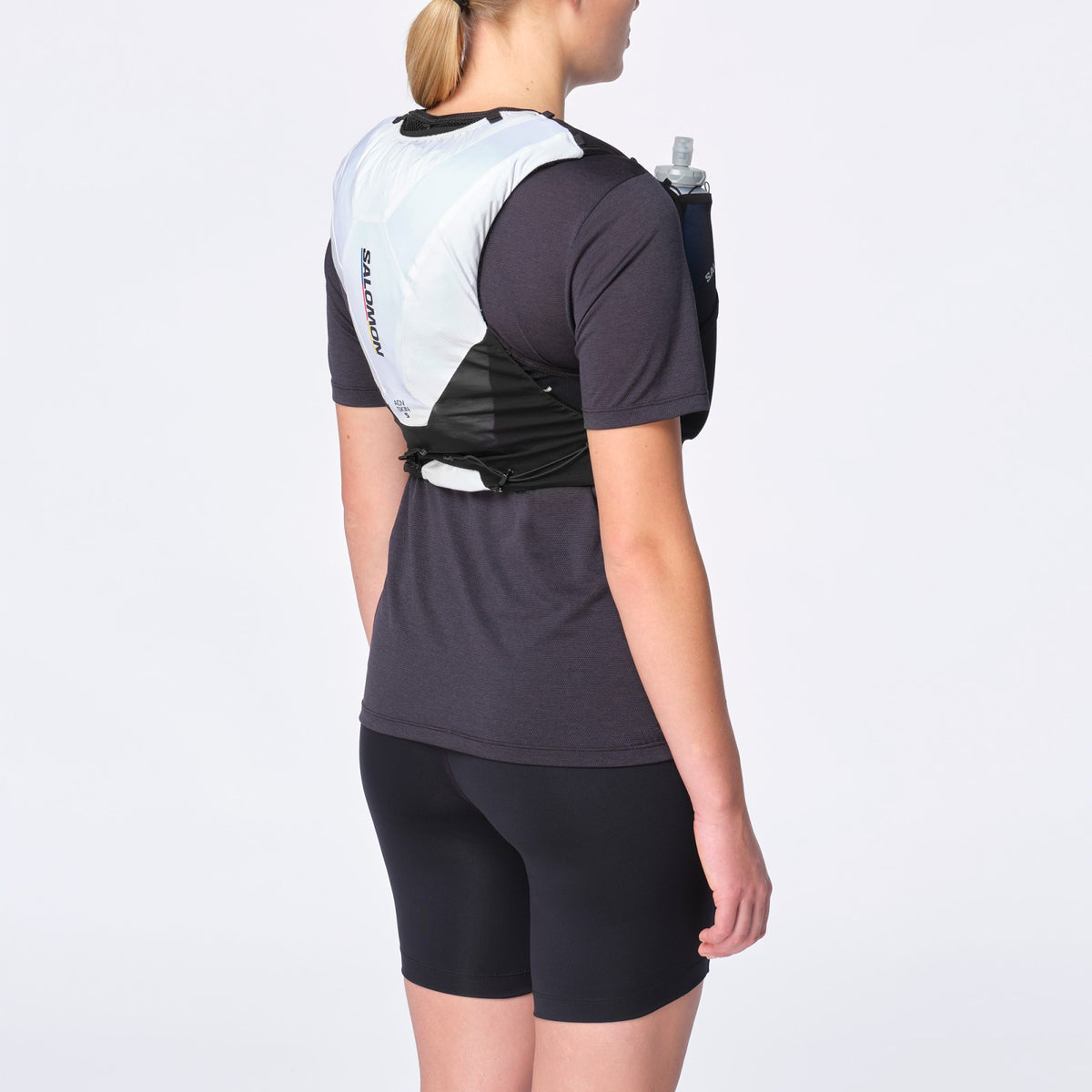 ADV SKIN 5 RACE FLAG Unisex Running Vest with flasks included | Salomon Essential