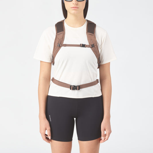 TRAILBLAZER 10 Unisex Hiking Bag | Salomon Quality