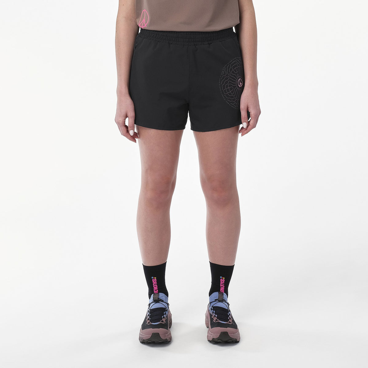 SHKout CORE 4" LIMITED COURTNEY EDITION Women's Shorts | Salomon Essential
