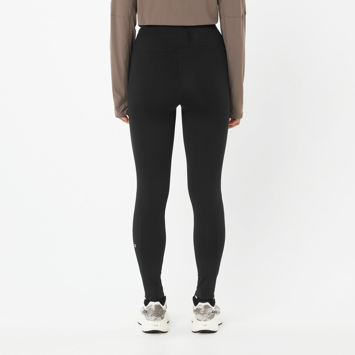 SHAKEout CORE TIGHTS Black | Salomon Signature